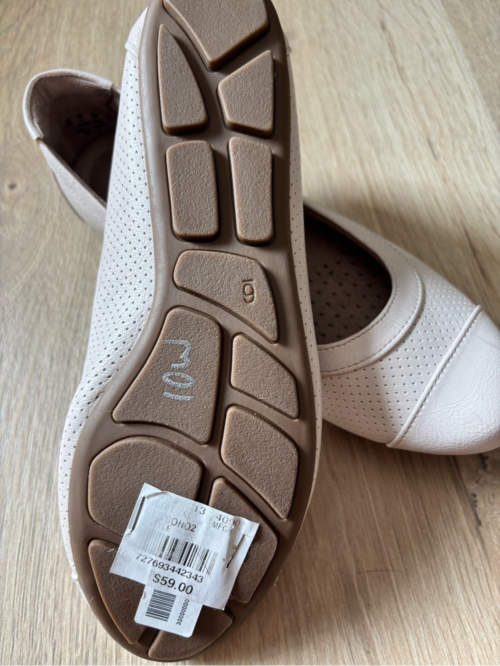 Life Stride Women’s Ballet Flat — Light Beige Comfort Slip-On size 6 - Picture 7 of 7
